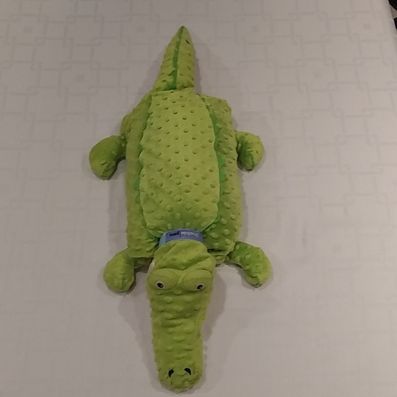 Zoobie Pets - Crocodile Pillow/Blanket - Picture 2 of 13